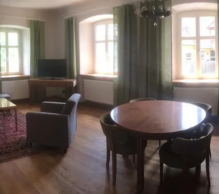 Daire Im Schul & Rathhaus Obervolkach *