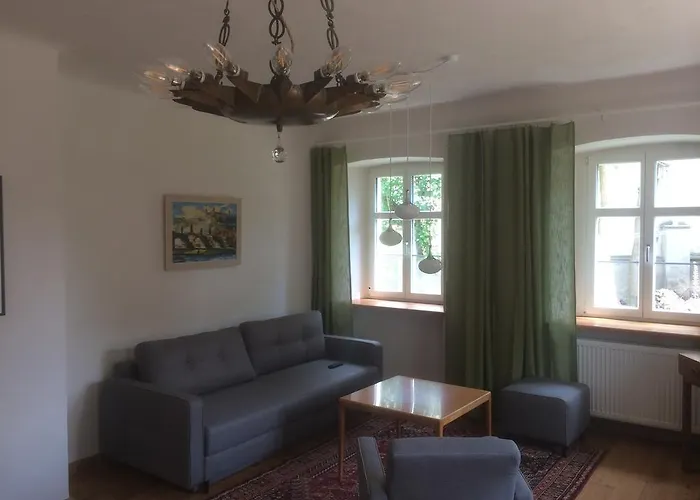 Im Schul & Rathhaus Obervolkach